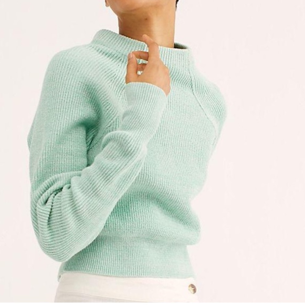 Free people too good sweater light green cropped mock neck sweater size medium